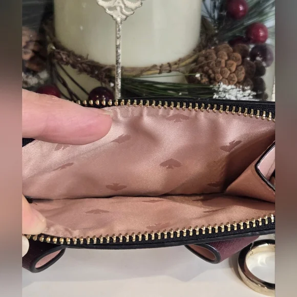 SOLD***Kate Spade Novelty Dog Wallet/Card Holder - Picture 4 of 6